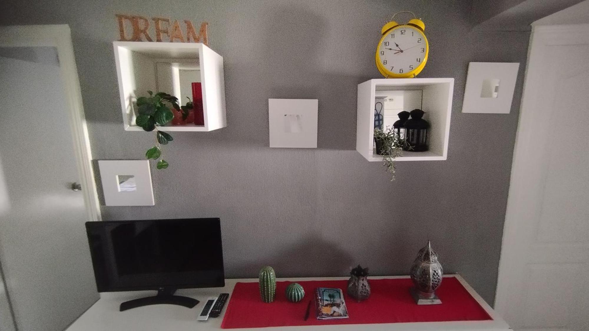 Apartamento 1 Dormitorio Y Salon Con Sofa Cama Bien Comunicado Con El Centro セビリア エクステリア 写真