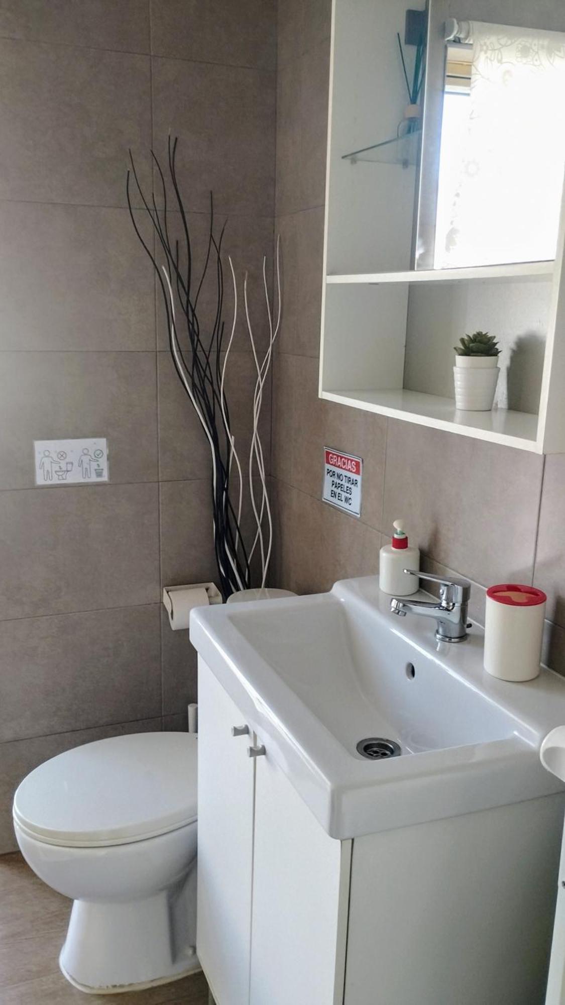 Apartamento 1 Dormitorio Y Salon Con Sofa Cama Bien Comunicado Con El Centro セビリア エクステリア 写真